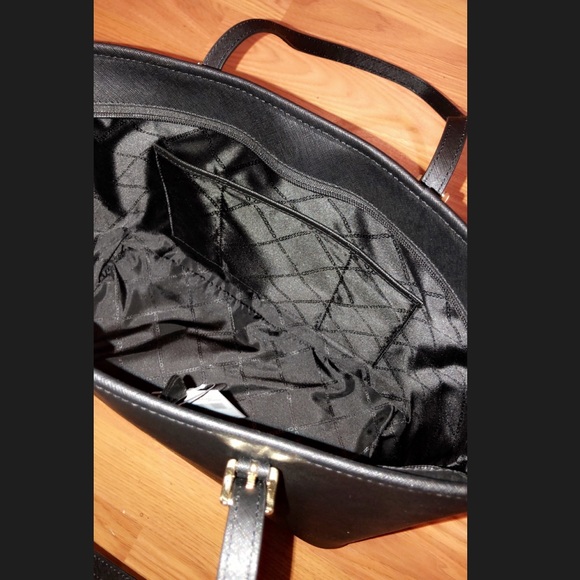 MICHAEL KORS JET SET TRAVEL SAFFIANO LEATHER TOTE - Picture 6 of 8